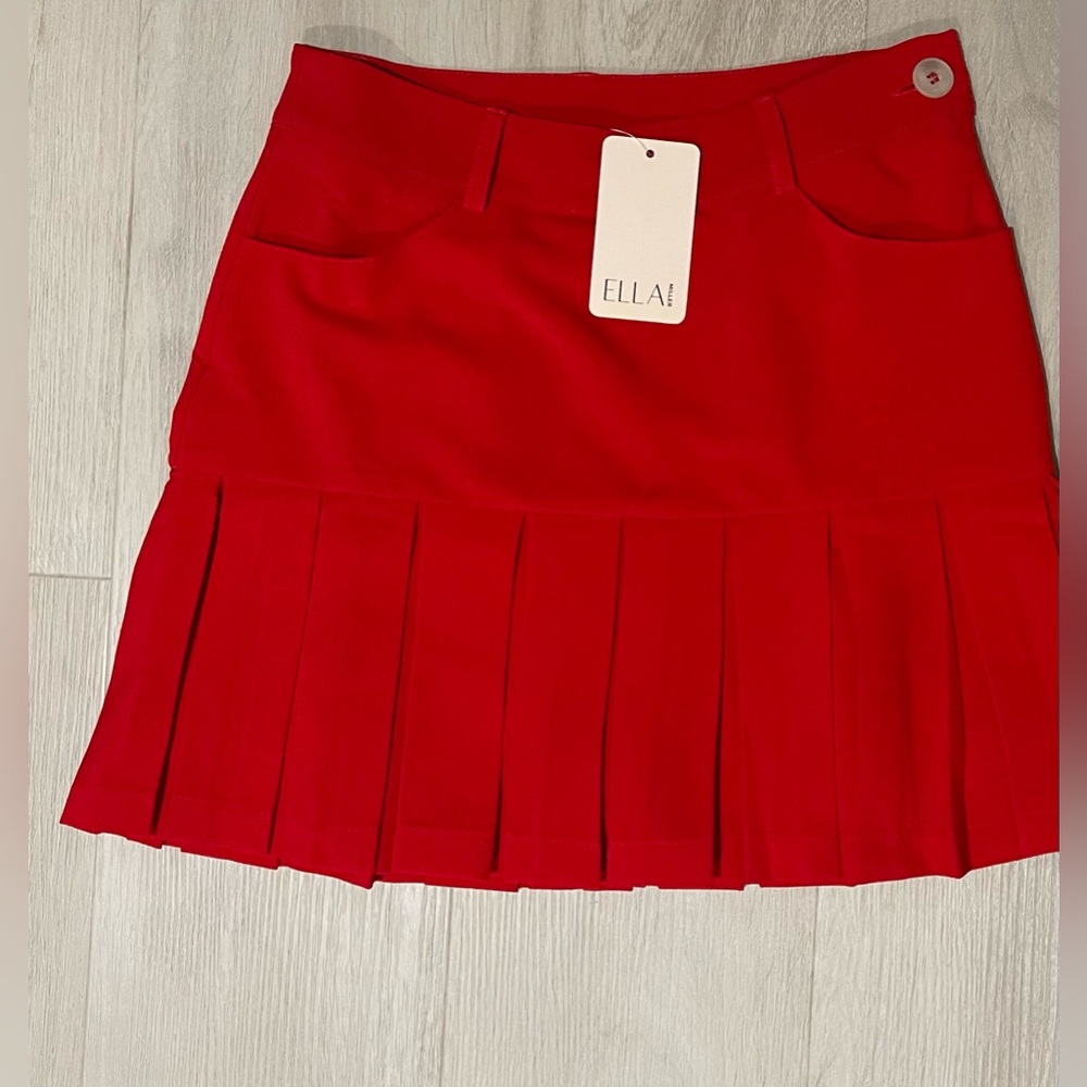 NWT Golf/tennis skirt with shorts inside